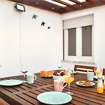 Appartement Charming T3 With Patio, And Surf