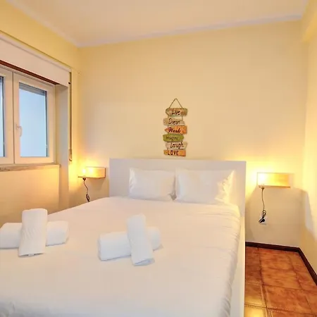 Apartamento Charming T3 With Patio, And Surf