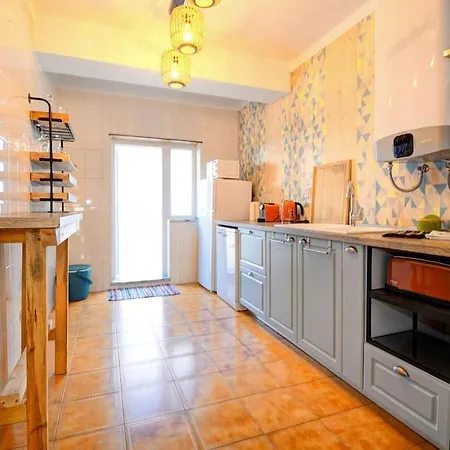 Apartment Charming T3 With Patio, And Surf Peniche