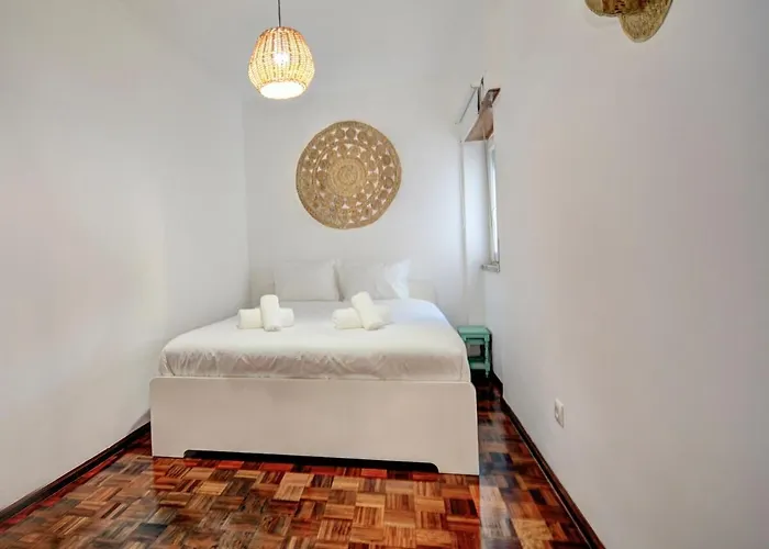 Charming T3 With Patio, And Surf * Peniche