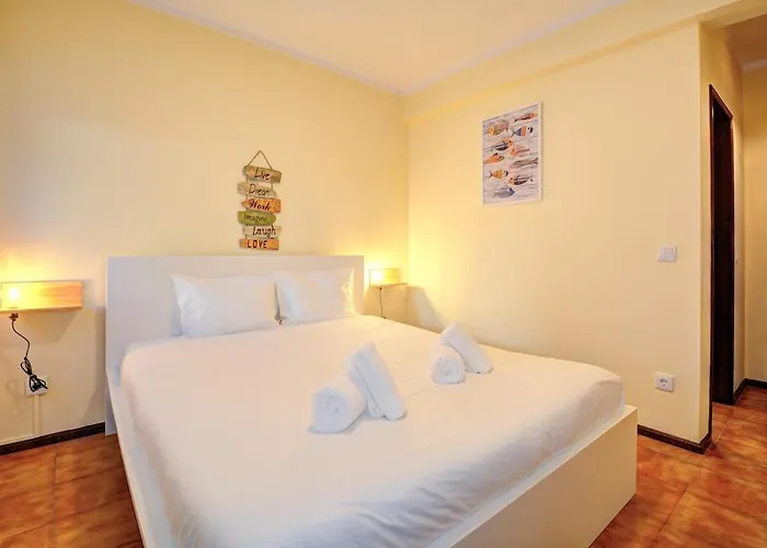 Charming T3 With Patio, And Surf * Peniche