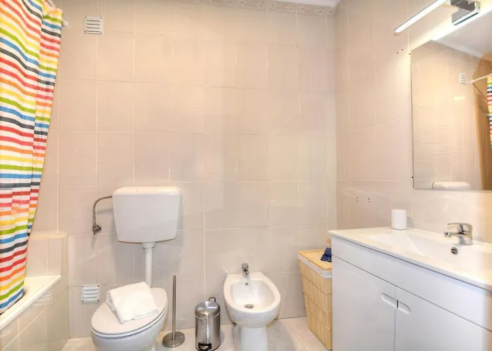 Charming T3 With Patio, And Surf