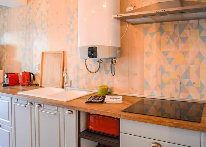 Charming T3 With Patio, And Surf