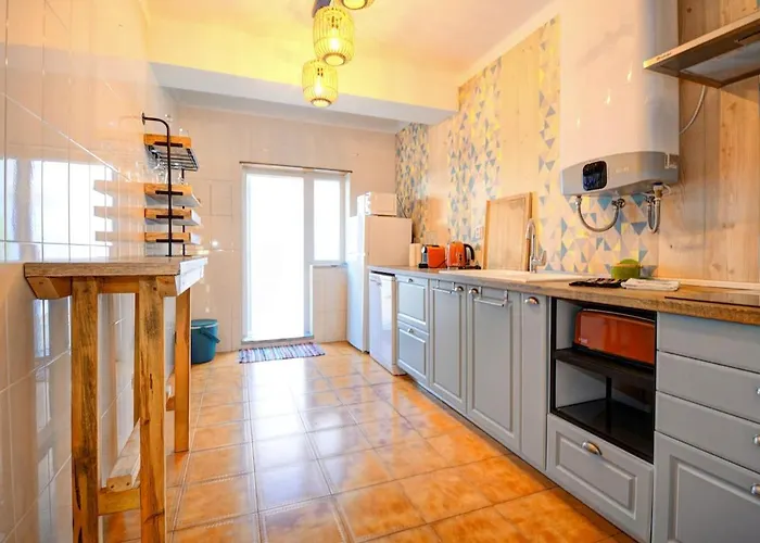 Apartment Charming T3 With Patio, And Surf Peniche