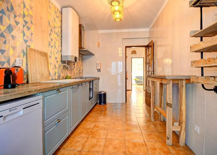 Charming T3 With Patio, And Surf *